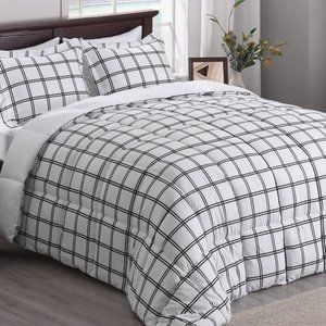 New King or Queen  Size Comforter Set -   Reversible Down Alternative